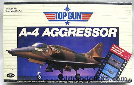 Testors 1/72 A-4 Skyhawk Top Gun, 271 plastic model kit